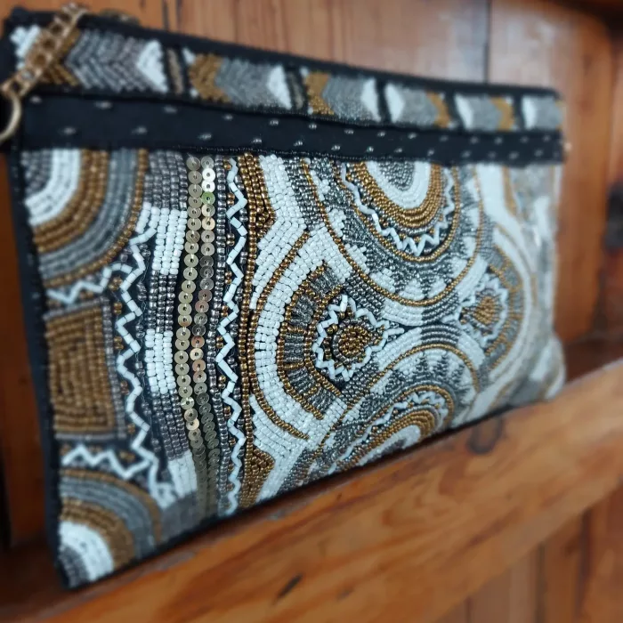 Pochette perlée "Maya"